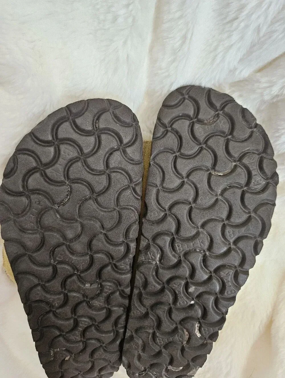 Birkenstock Arizona Shearling Suede Sandals – Size EU 37 / US Women's 6-6.5